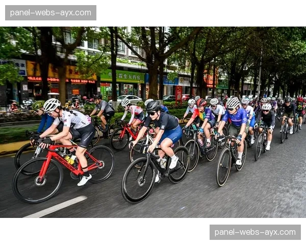 “一带一路”共建国家驻华使节自行车系列赛义乌站开赛,乌克兰选手罗迪夺冠